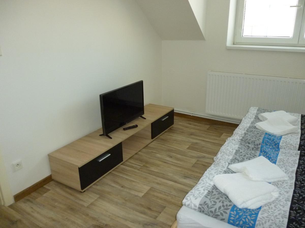 Apartman Relax-Chatka A Apartman Mikulov Zewnętrze zdjęcie